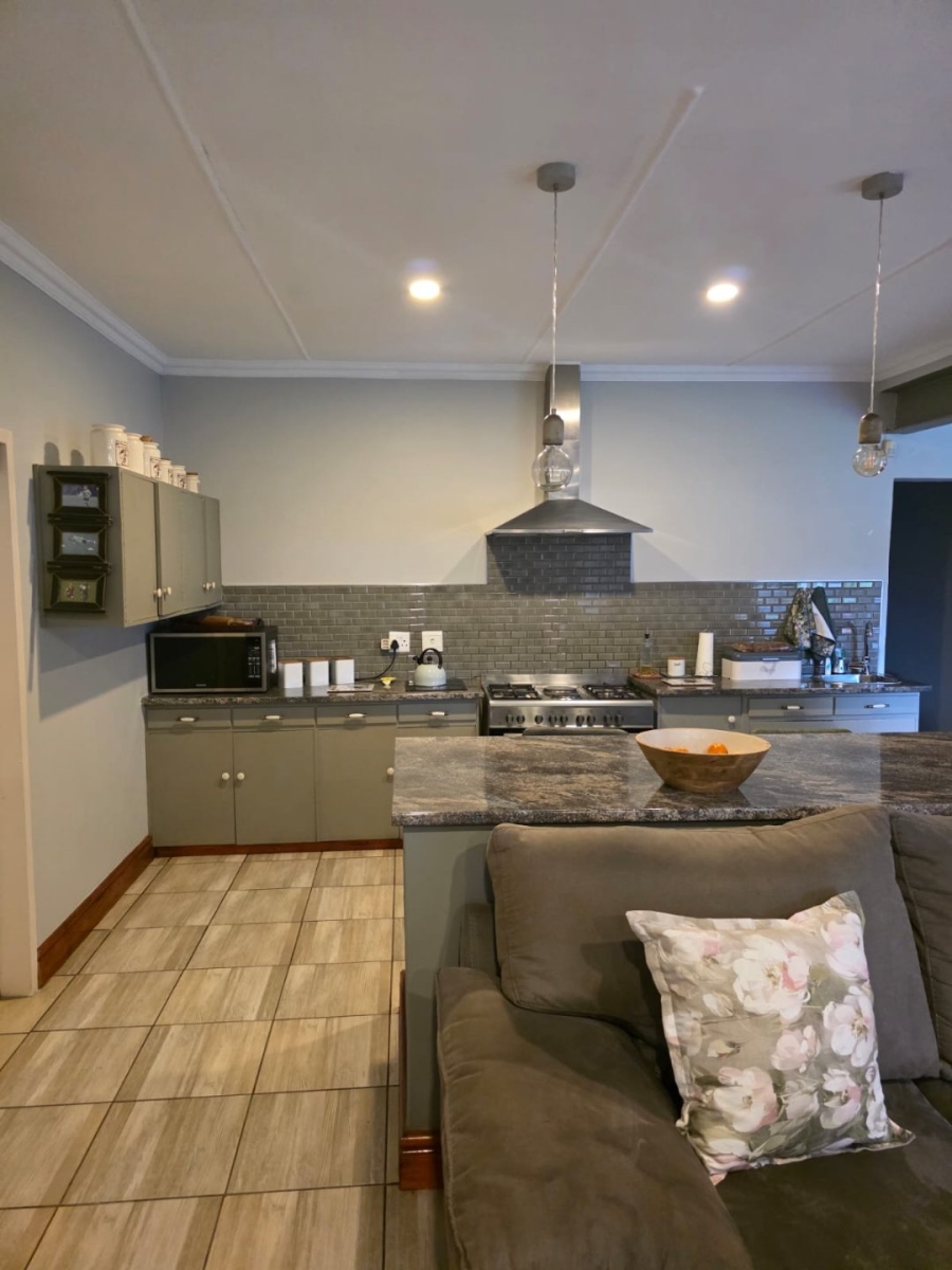 4 Bedroom Property for Sale in Universitas Free State